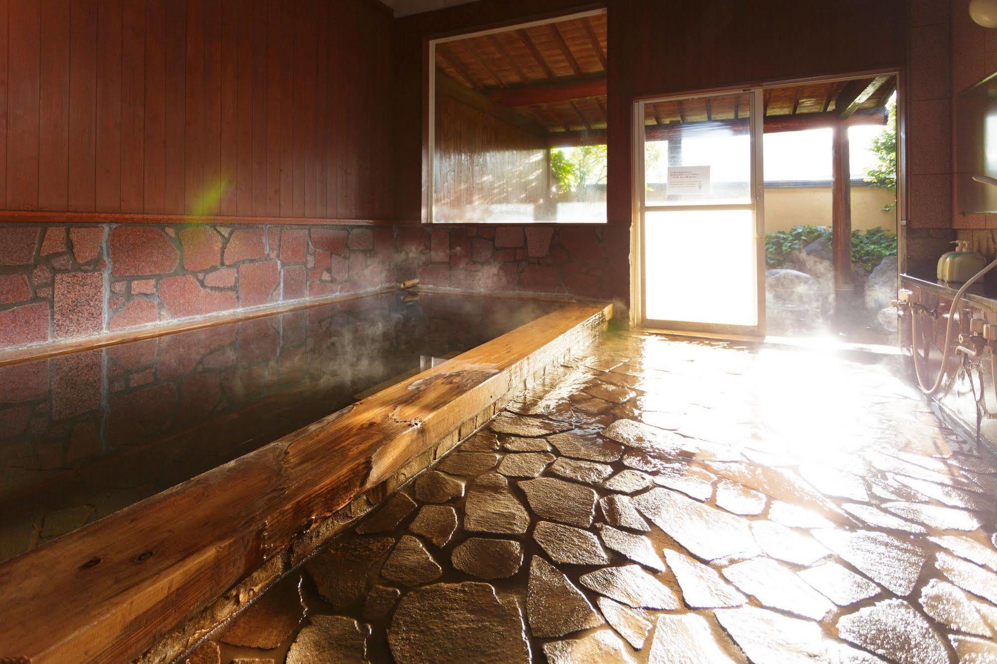Yufuin Ryokan Nogiku Eksteriør bilde