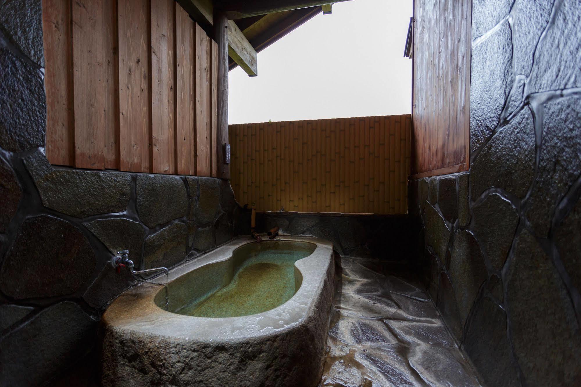 Yufuin Ryokan Nogiku Eksteriør bilde