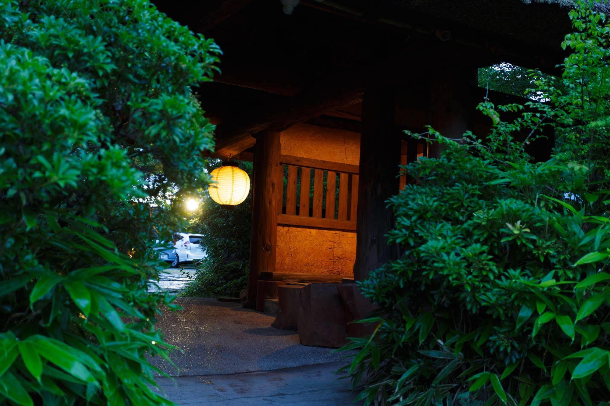 Yufuin Ryokan Nogiku Eksteriør bilde